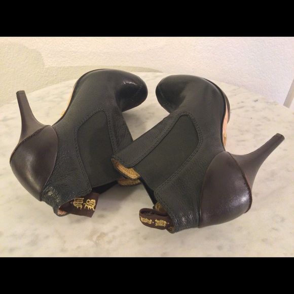 L.A.M.B Black Leather Ankle Platform Booties. Round Toe Wm Sz 7 M - Picture 15 of 15